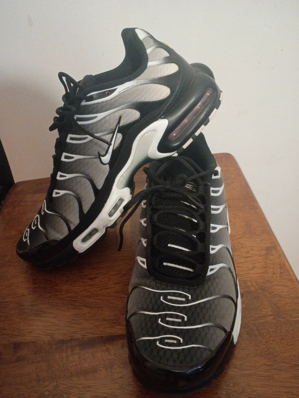 Nike Black and White Men's Running Sneakers